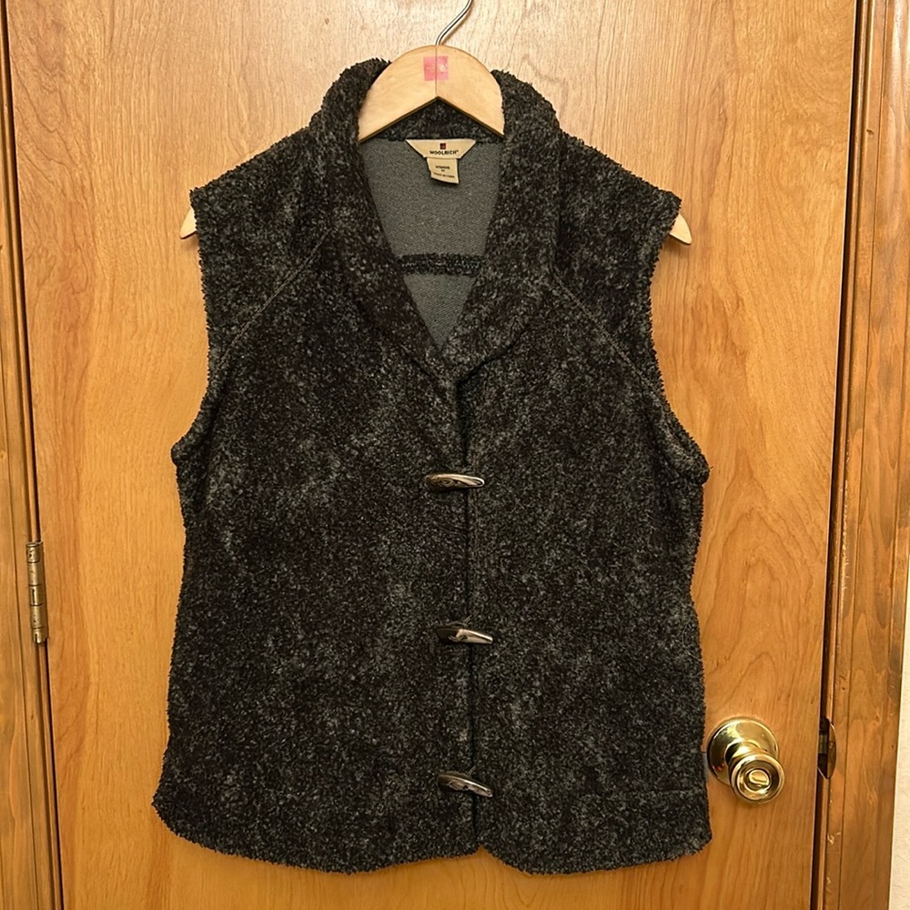 Women’s Woolrich Vest Size M